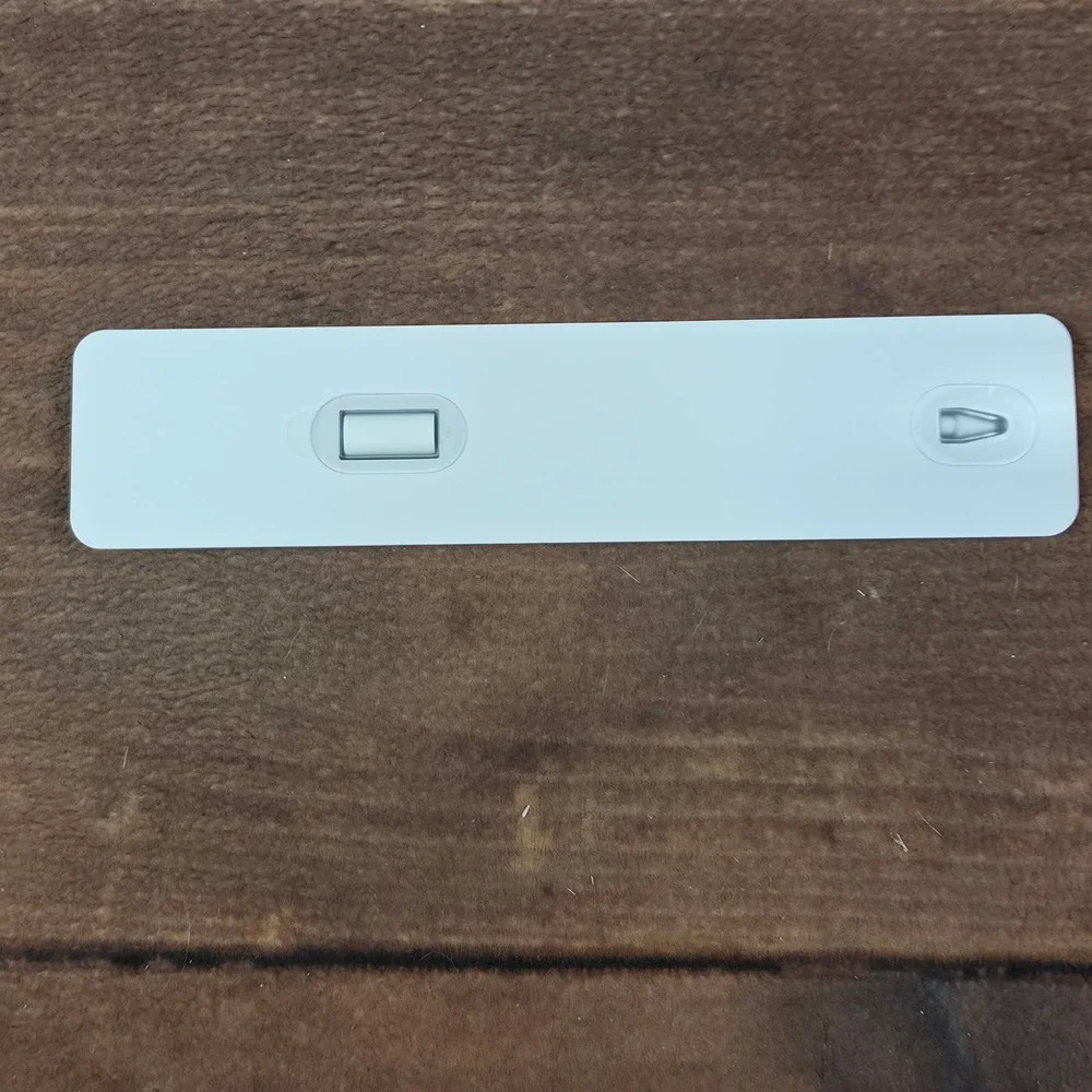 Apple Pencil Box Only 1st Gen White Good Condition With Adapter and Extra Tip